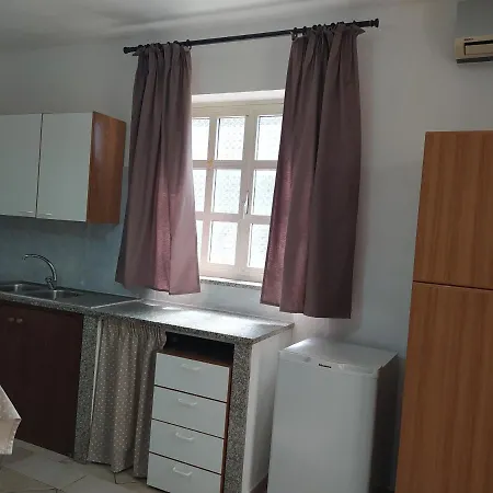 Casa Latiini 1-2