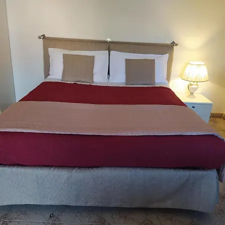 Apartment Casa Latiini 1-2 *